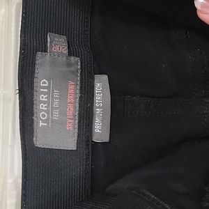 Torrid Sky High Skinny Jeans - Size 20R